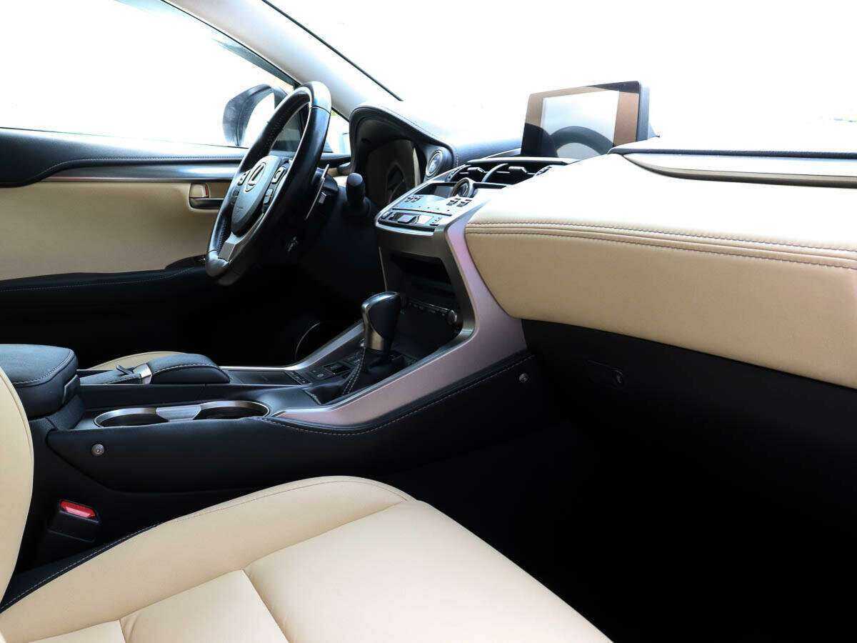 Купить Lexus NX, 2017, 87 446 км.. Фото: #6