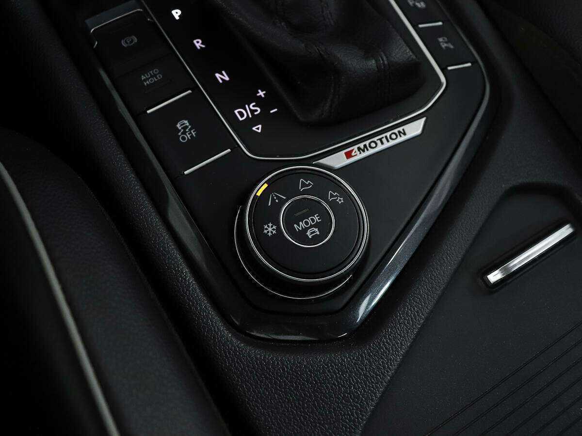 Купить Volkswagen Tiguan, 2017, 143 198 км.. Фото: #17