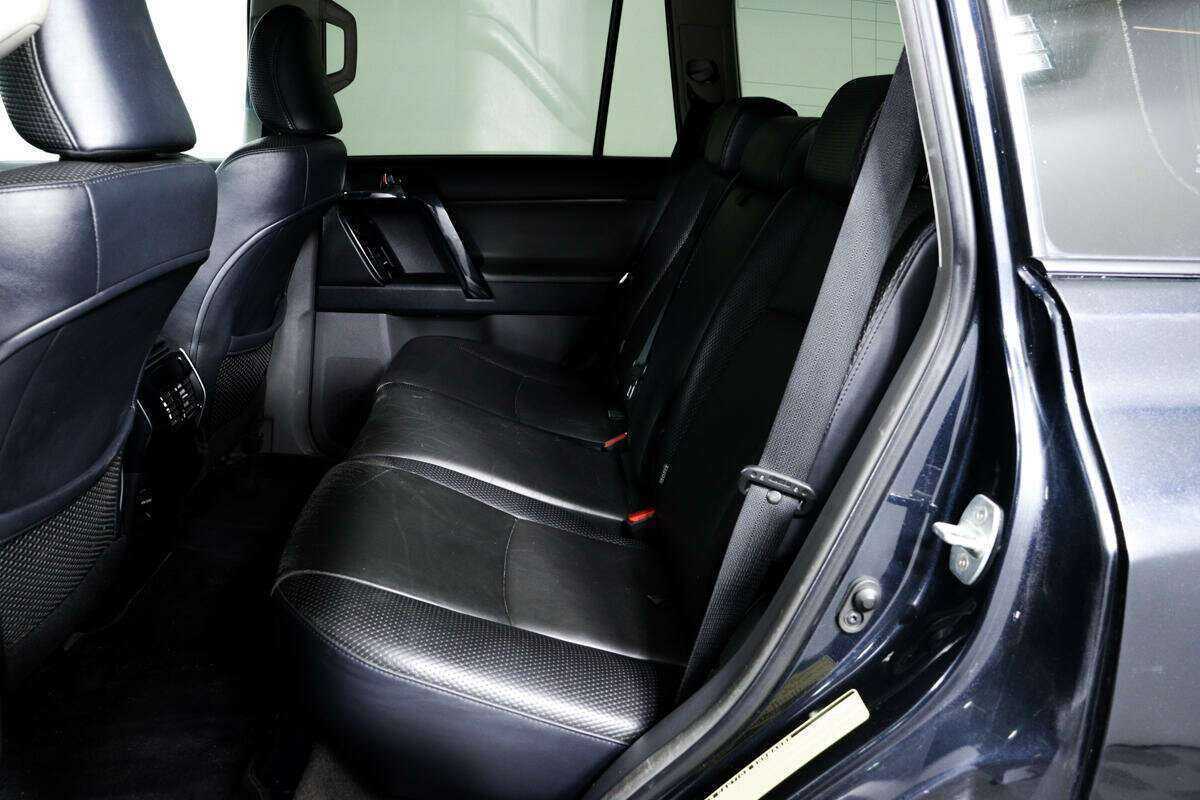 Купить Toyota Land Cruiser Prado, 2012, 227 336 км.. Фото: #9