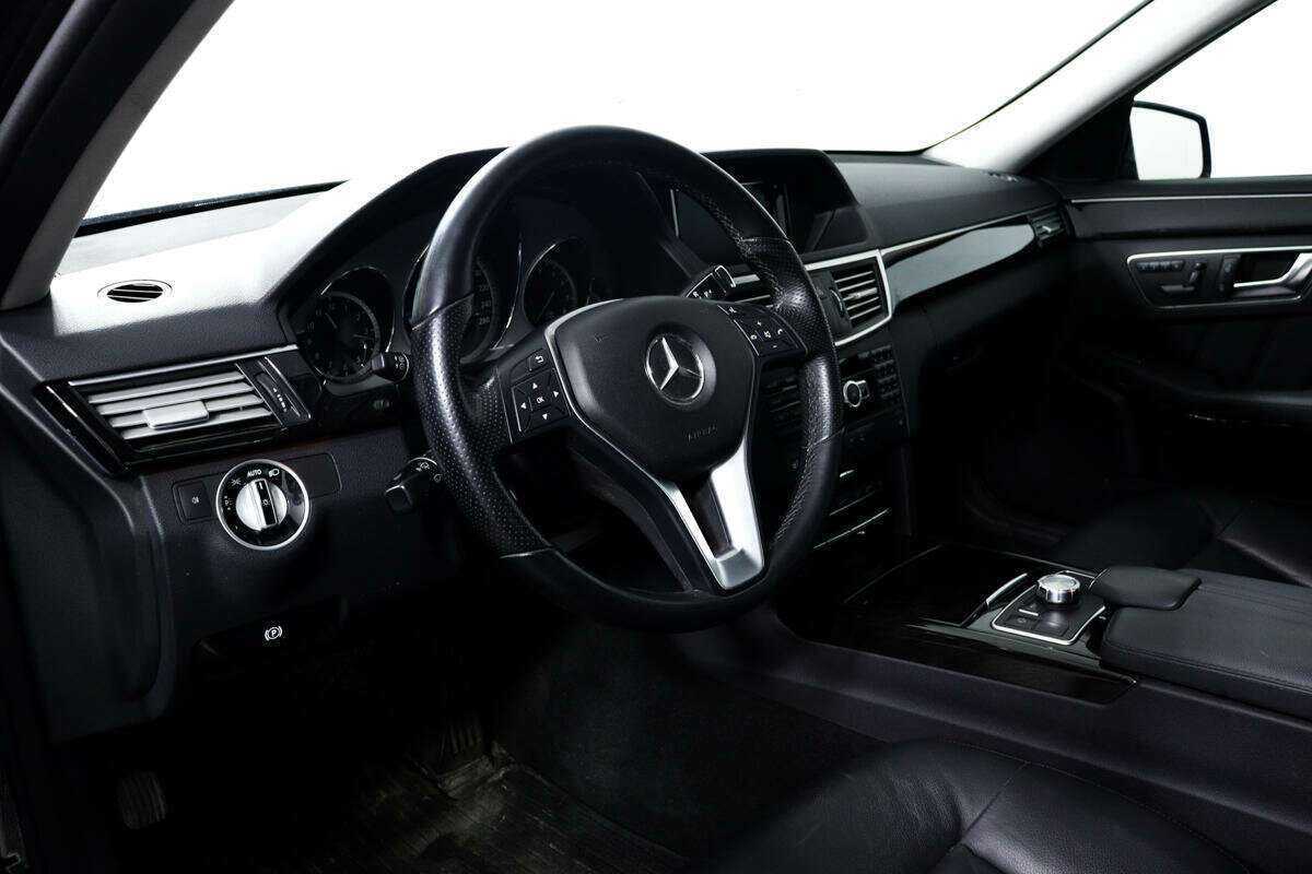 Купить Мерседес-Бенц Е-Класс, 2012, 143 781 км.. Фото: #12