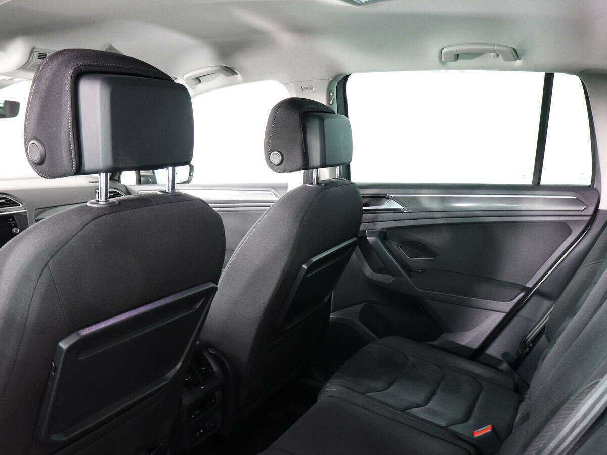 Купить Volkswagen Tiguan, 2020, 47 680 км.. Фото: #11