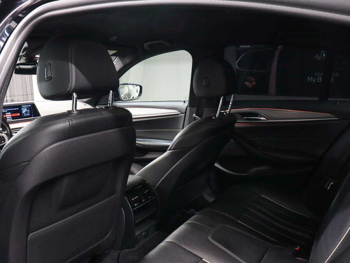 Купить BMW 5 серии, 2017, 79 587 км.. Фото: #10