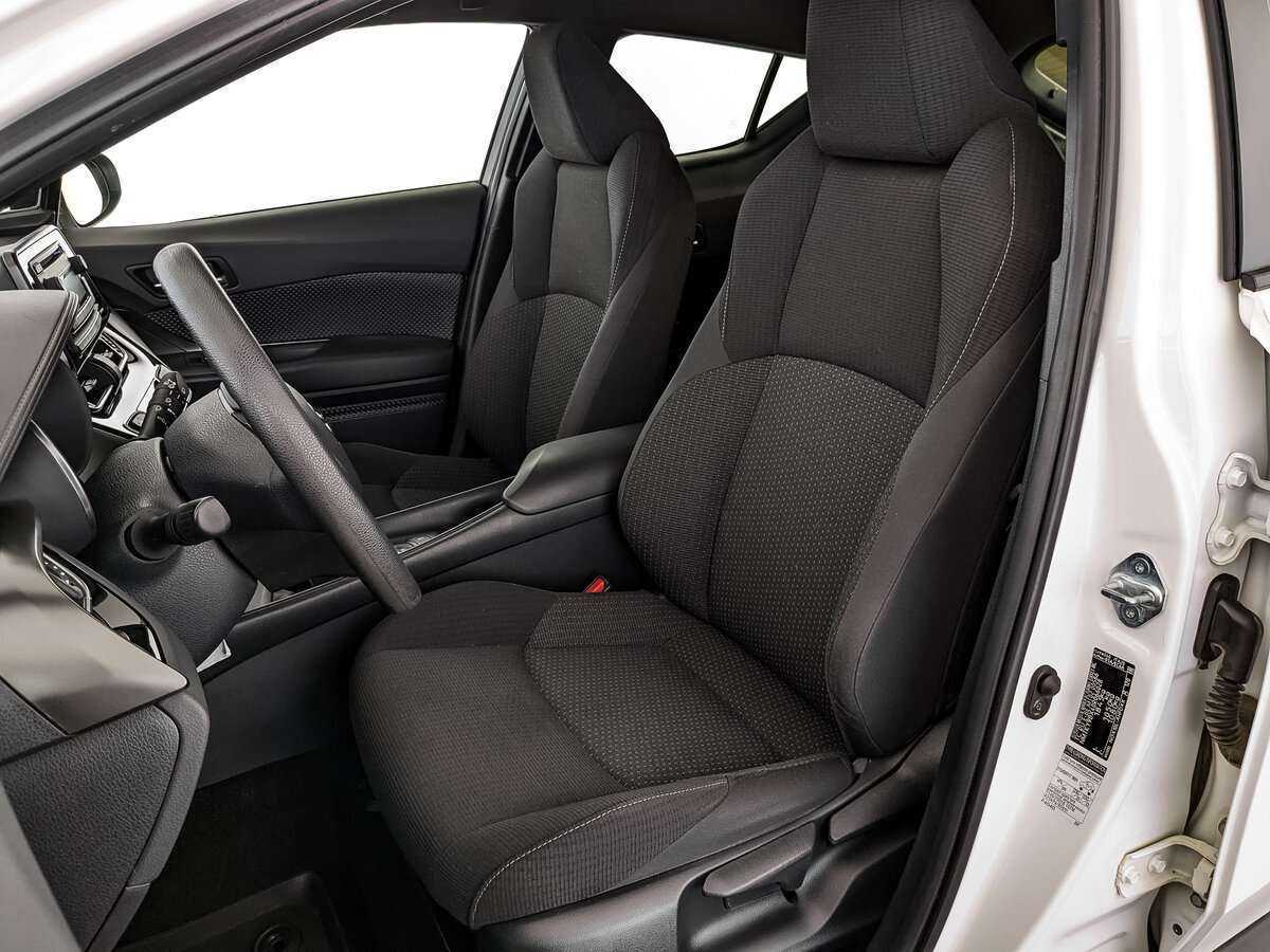 Купить Тойота Ц-ШР, 2019, 36 982 км.. Фото: #14