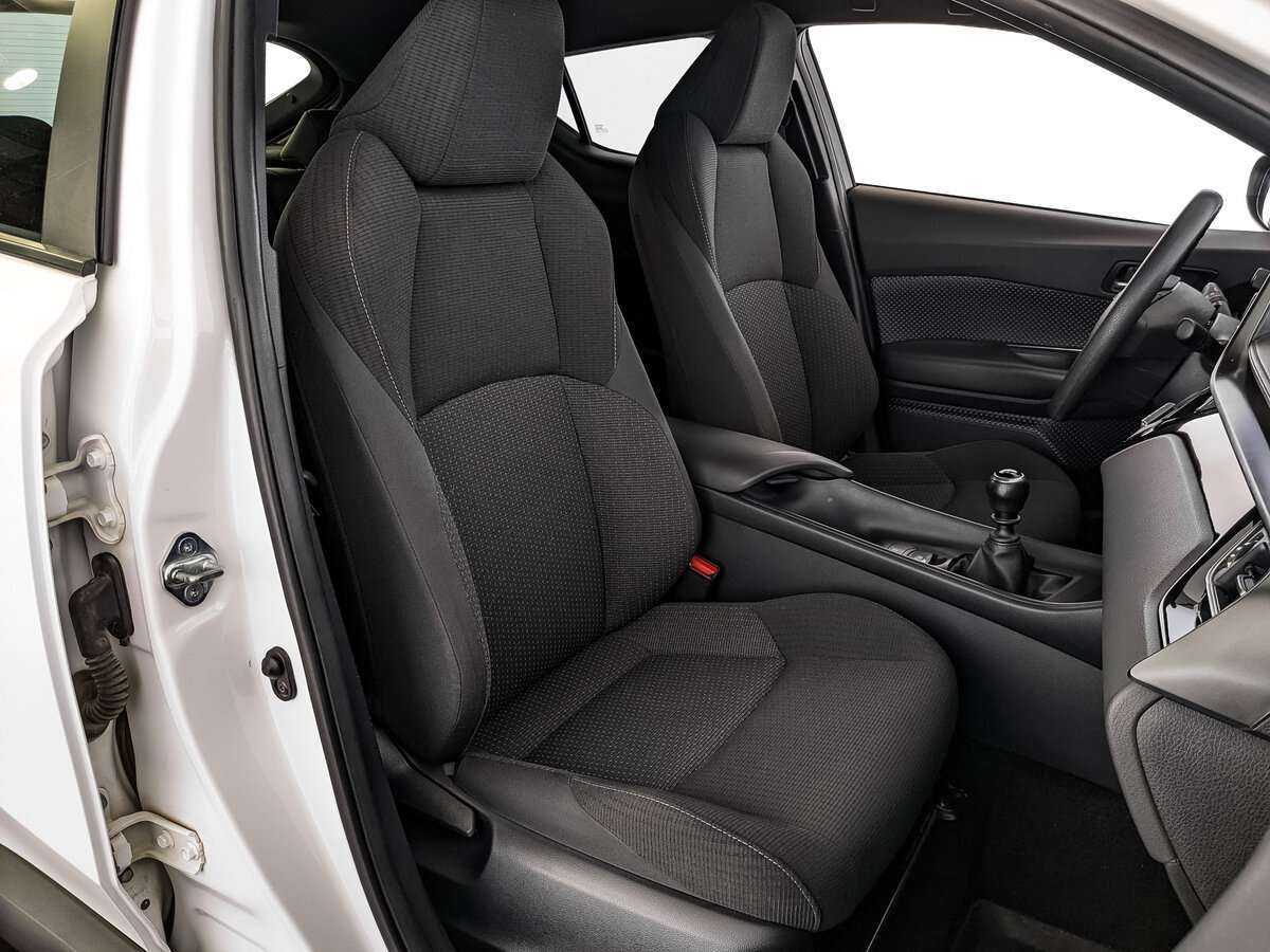 Купить Тойота Ц-ШР, 2019, 36 982 км.. Фото: #18