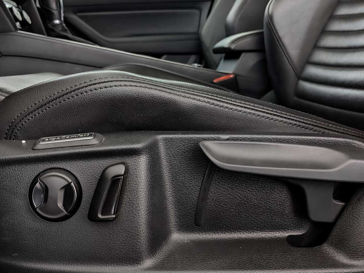 Купить Фольксваген Пассат, 2019, 142 327 км.. Фото: #16