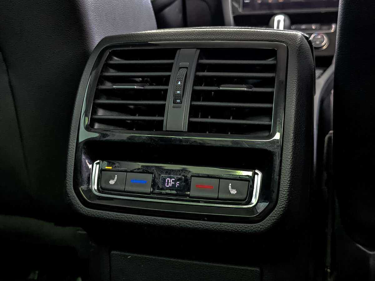 Купить Фольксваген Пассат, 2019, 142 327 км.. Фото: #21