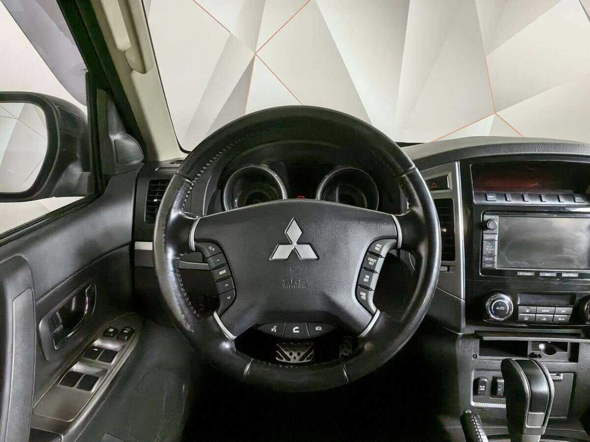 Купить Mitsubishi Pajero, 2015, 94 610 км.. Фото: #14