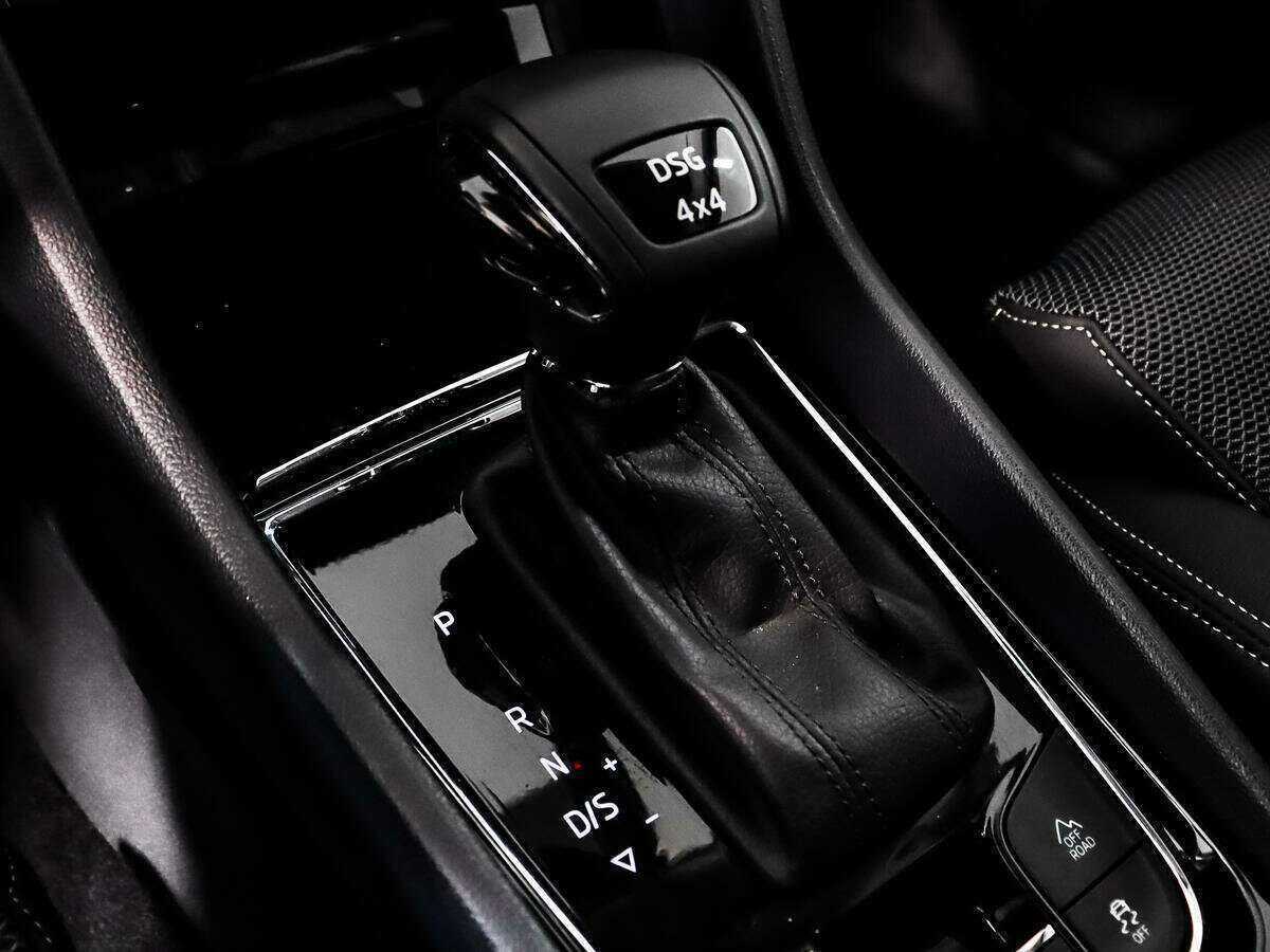 Купить Skoda Karoq, 2021, 25 685 км.. Фото: #9