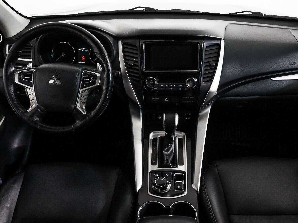 Купить Mitsubishi Pajero Sport, 2016, 201 246 км.. Фото: #13