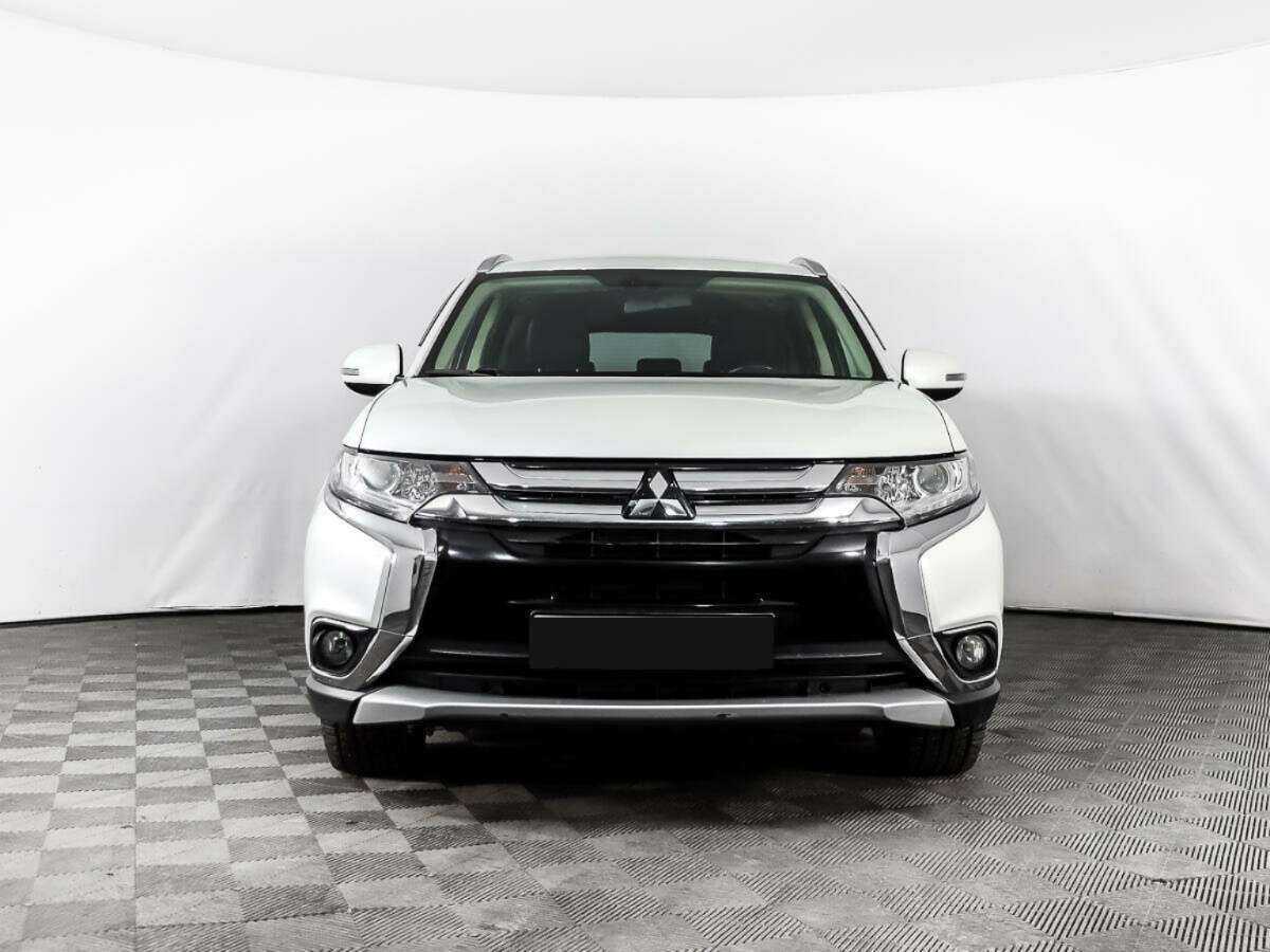 Купить Mitsubishi Outlander, 2016, 117 437 км.. Фото: #1