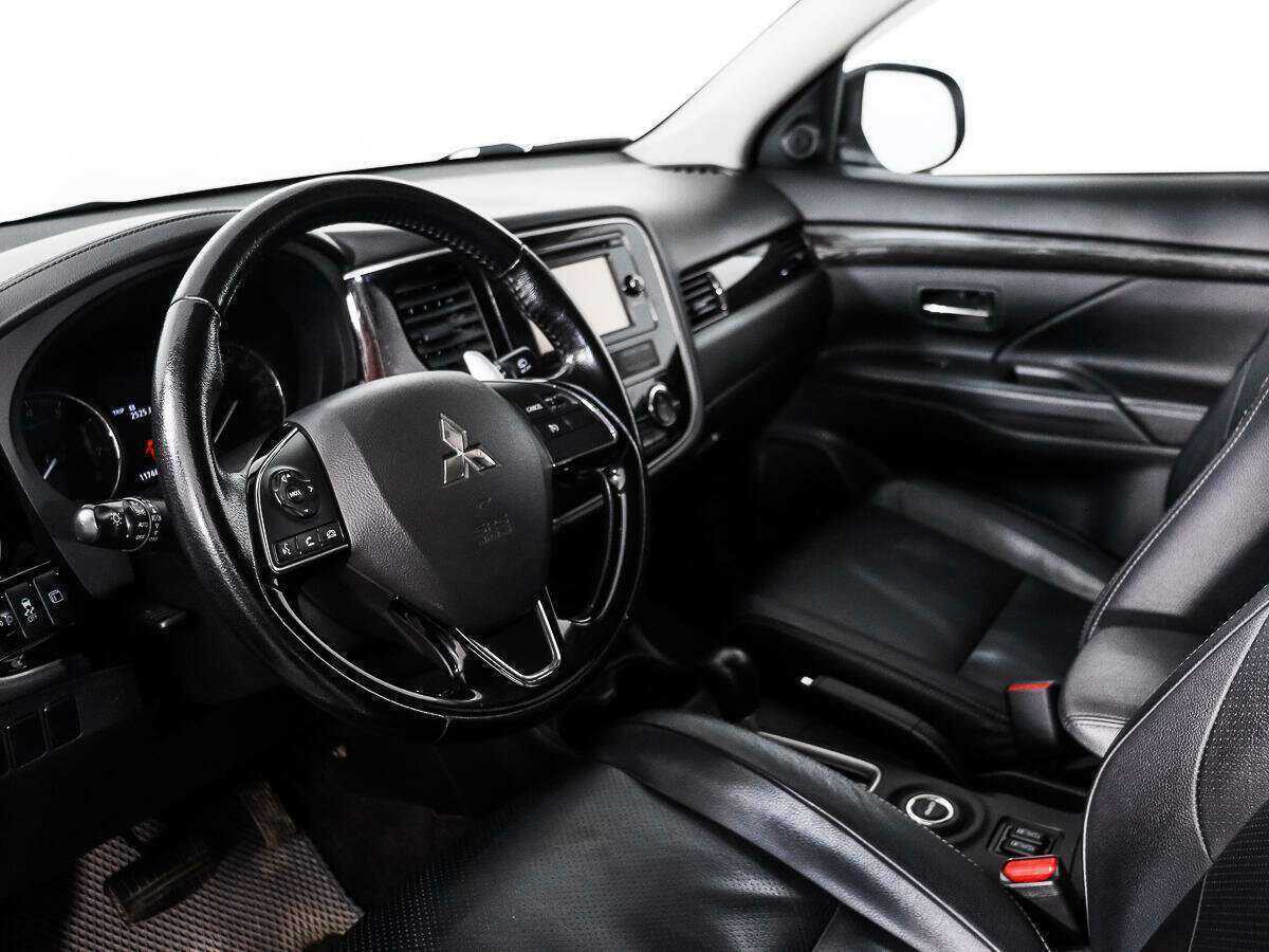 Купить Mitsubishi Outlander, 2016, 117 437 км.. Фото: #8