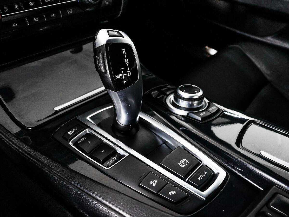 Купить BMW 5 серии, 2013, 177 900 км.. Фото: #9