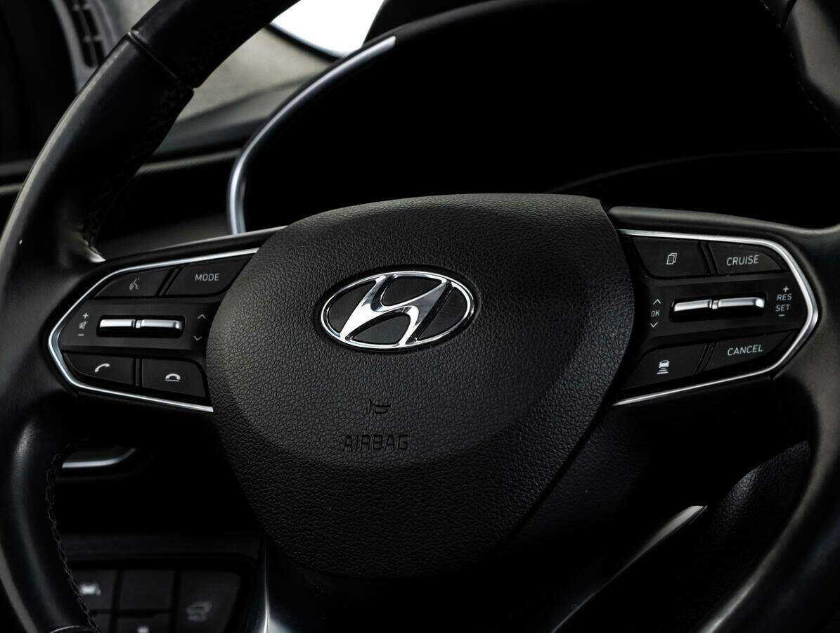 Купить Hyundai Santa Fe, 2018, 77 634 км.. Фото: #10