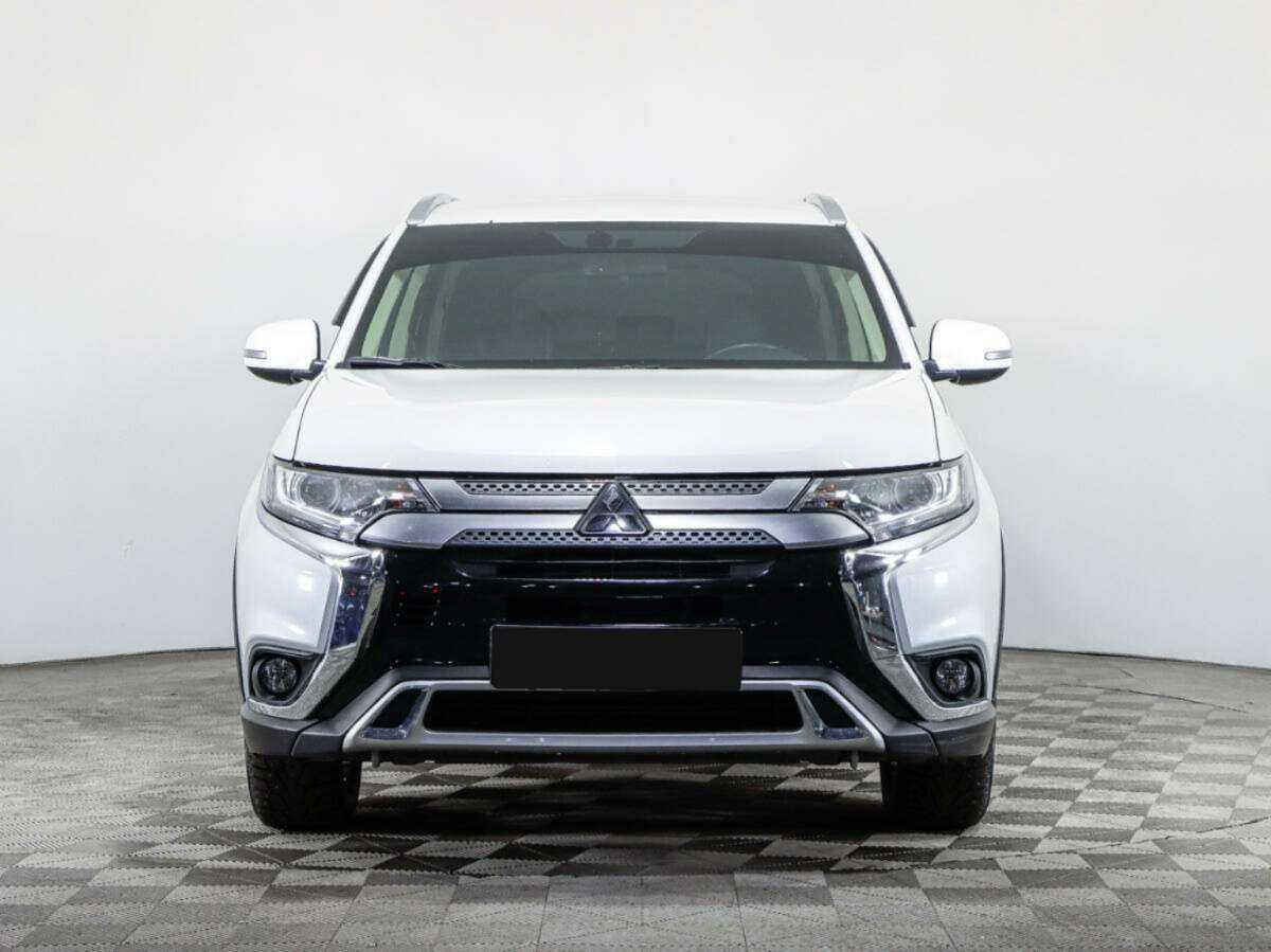 Купить Mitsubishi Outlander, 2021, 55 300 км.. Фото: #1