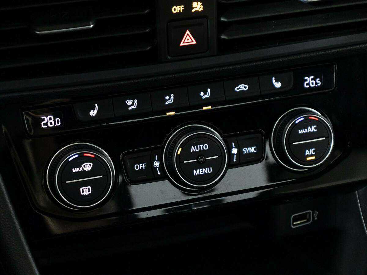 Купить Фольксваген Джетта, 2018, 95 774 км.. Фото: #16