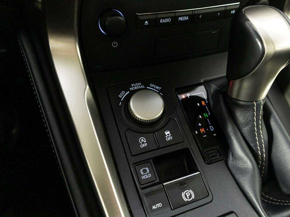 Купить Lexus NX, 2015, 54 065 км.. Фото: #18