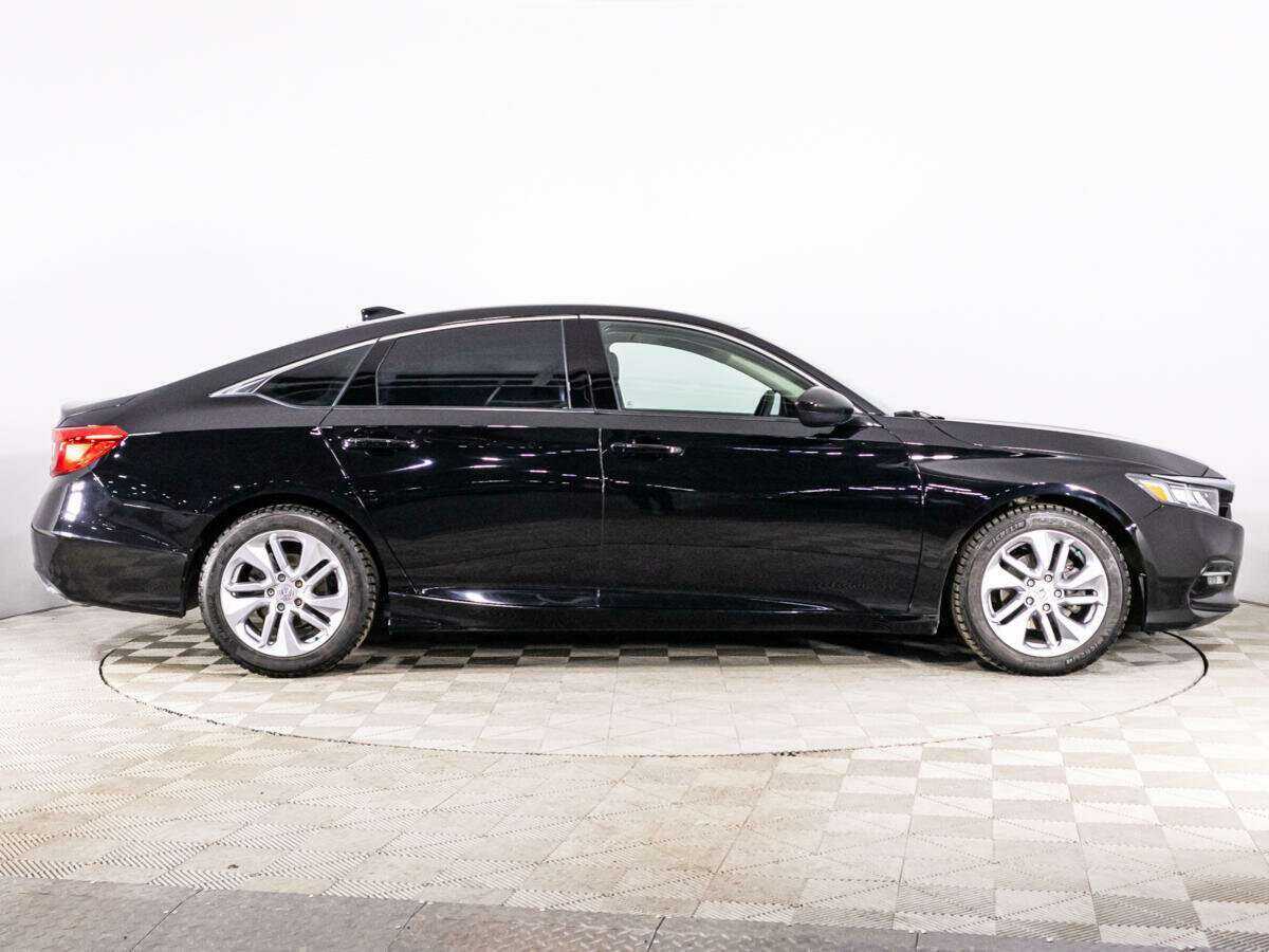 Купить Хонда Аккорд, 2018, 71 110 км.. Фото: #3