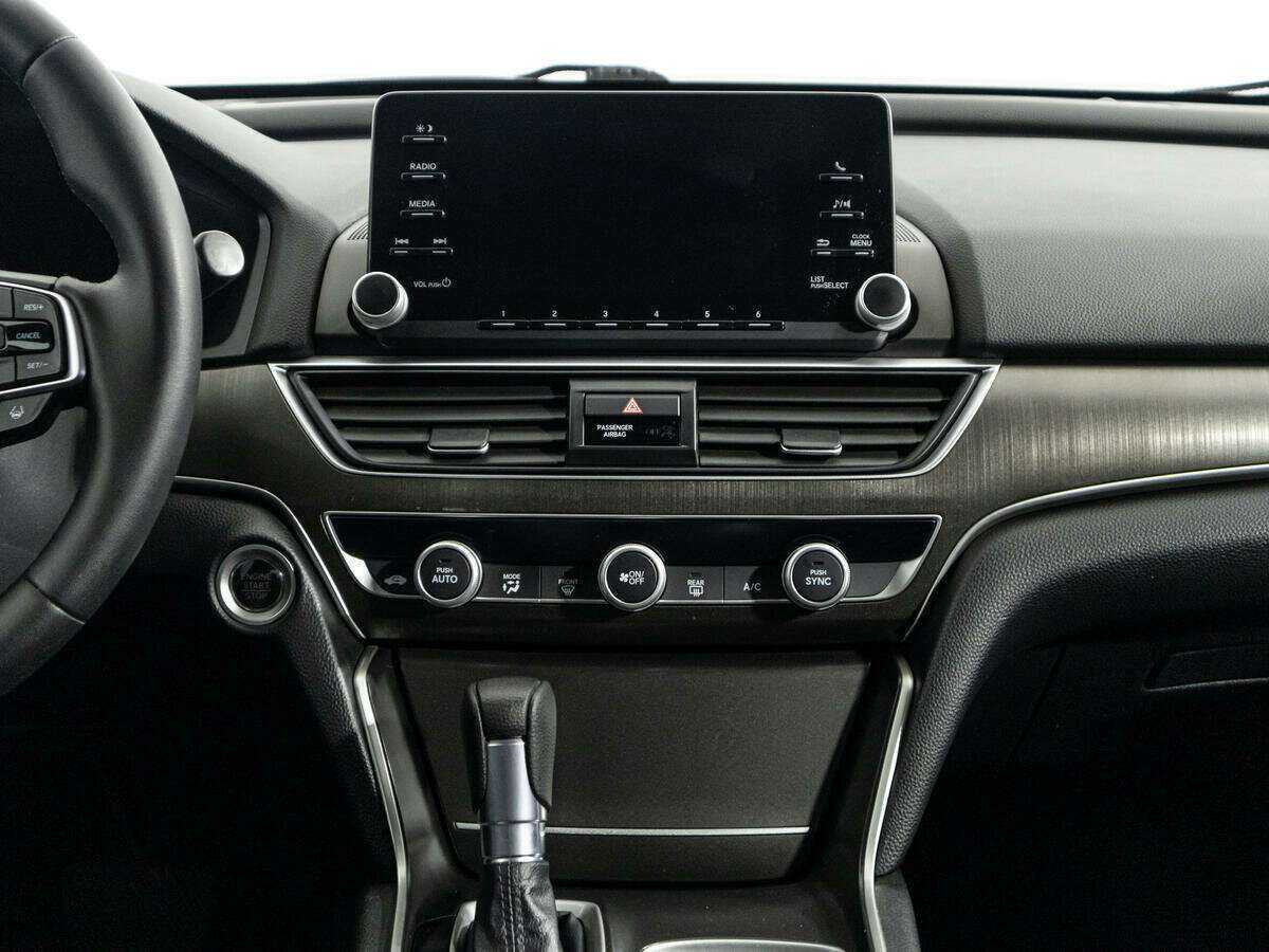 Купить Хонда Аккорд, 2018, 71 110 км.. Фото: #13