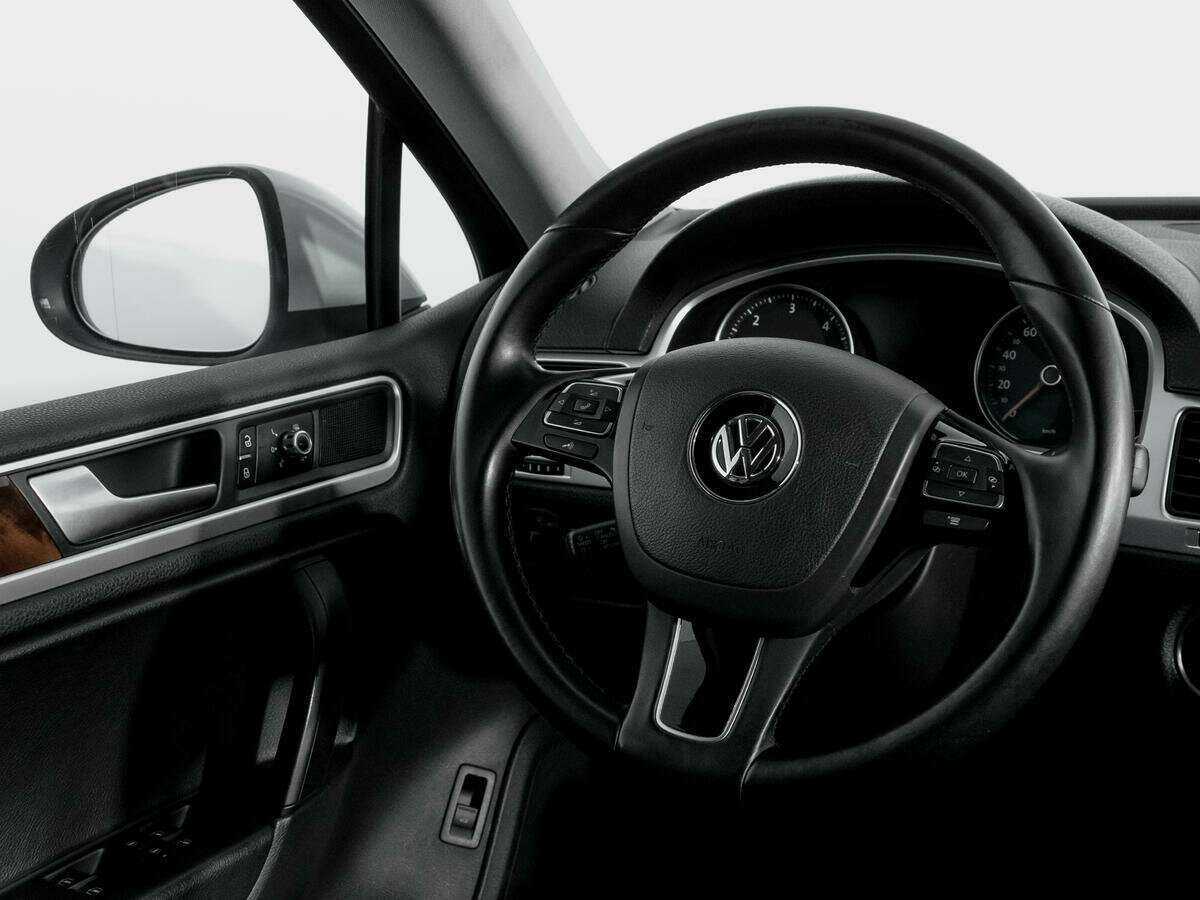 Купить Volkswagen Touareg, 2012, 126 666 км.. Фото: #12