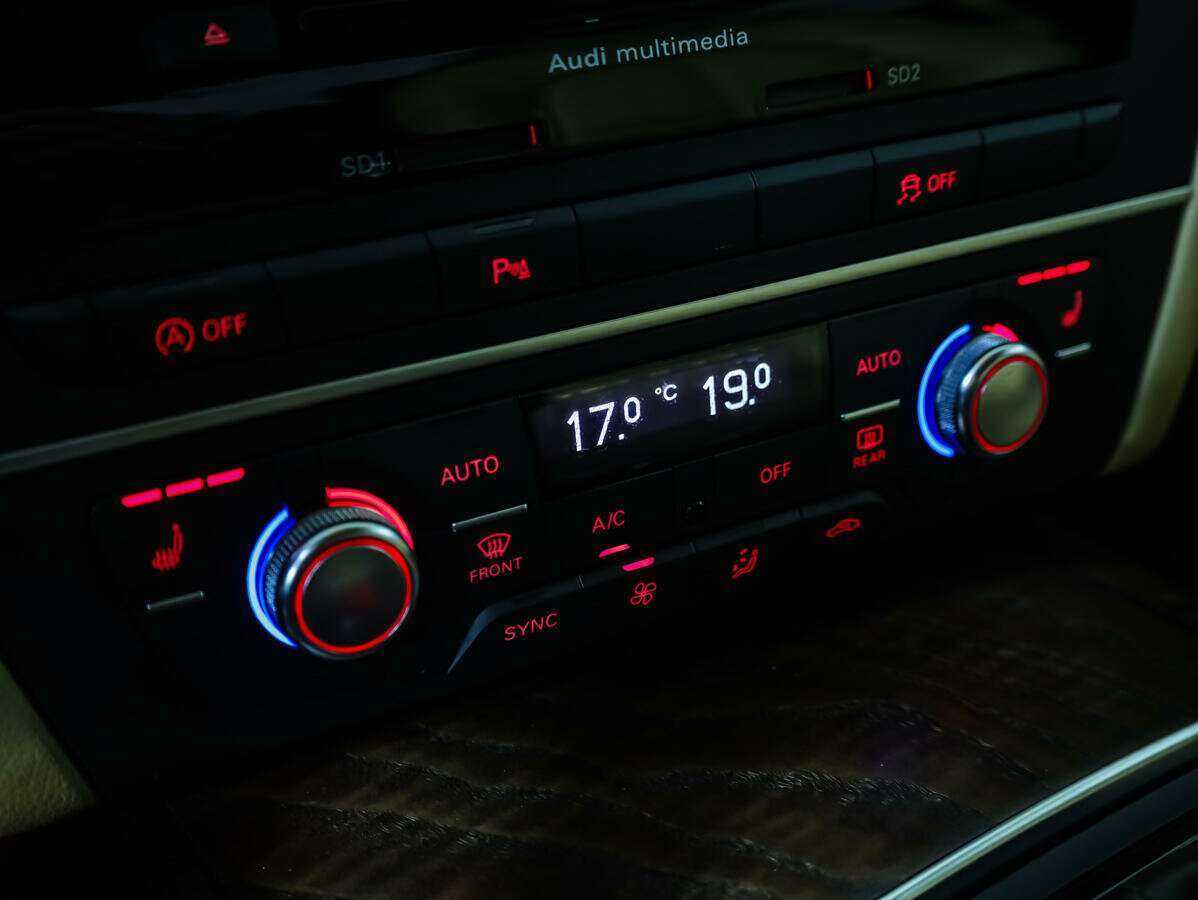 Купить Audi A6, 2014, 263 105 км.. Фото: #13