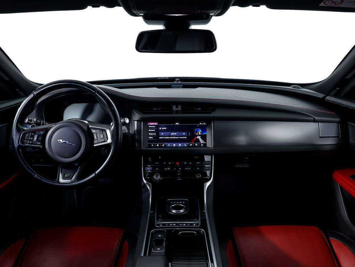 Купить Jaguar XF, 2017, 137 375 км.. Фото: #9