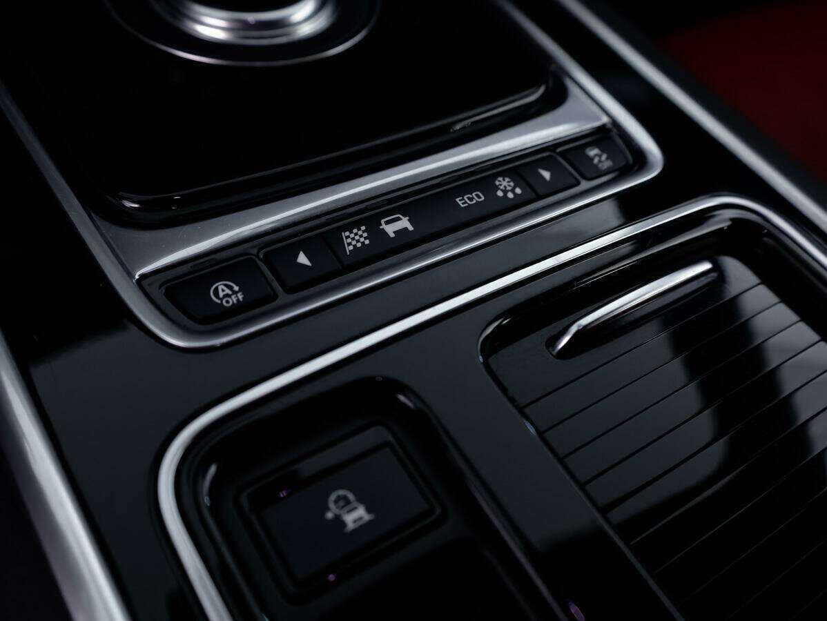 Купить Jaguar XF, 2017, 137 375 км.. Фото: #22