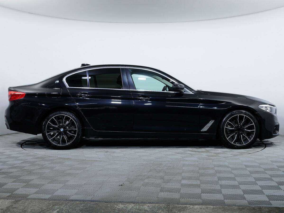 Купить BMW 5 серии, 2018, 186 074 км.. Фото: #2
