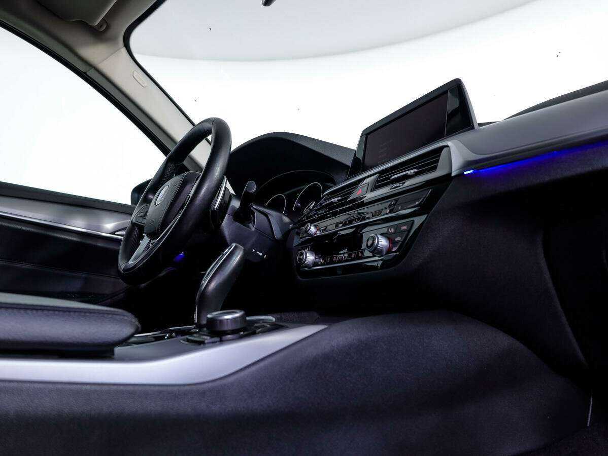 Купить BMW 5 серии, 2018, 186 074 км.. Фото: #18