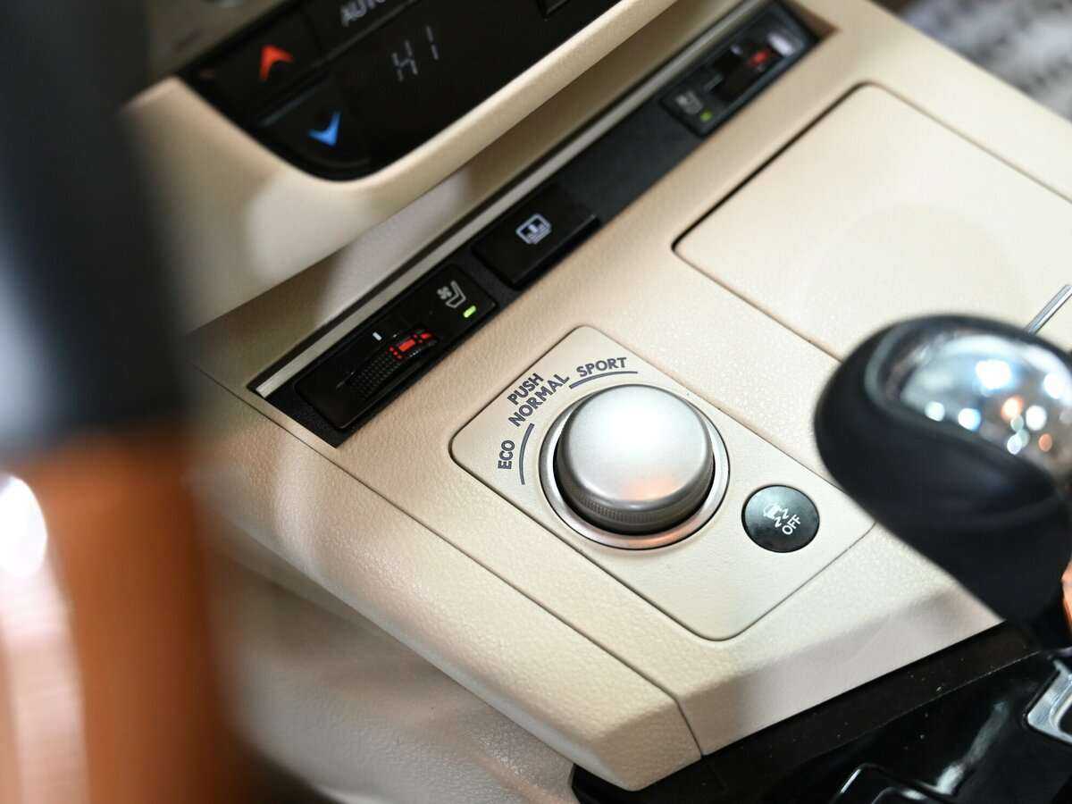 Купить Lexus ES, 2012, 152 000 км.. Фото: #10