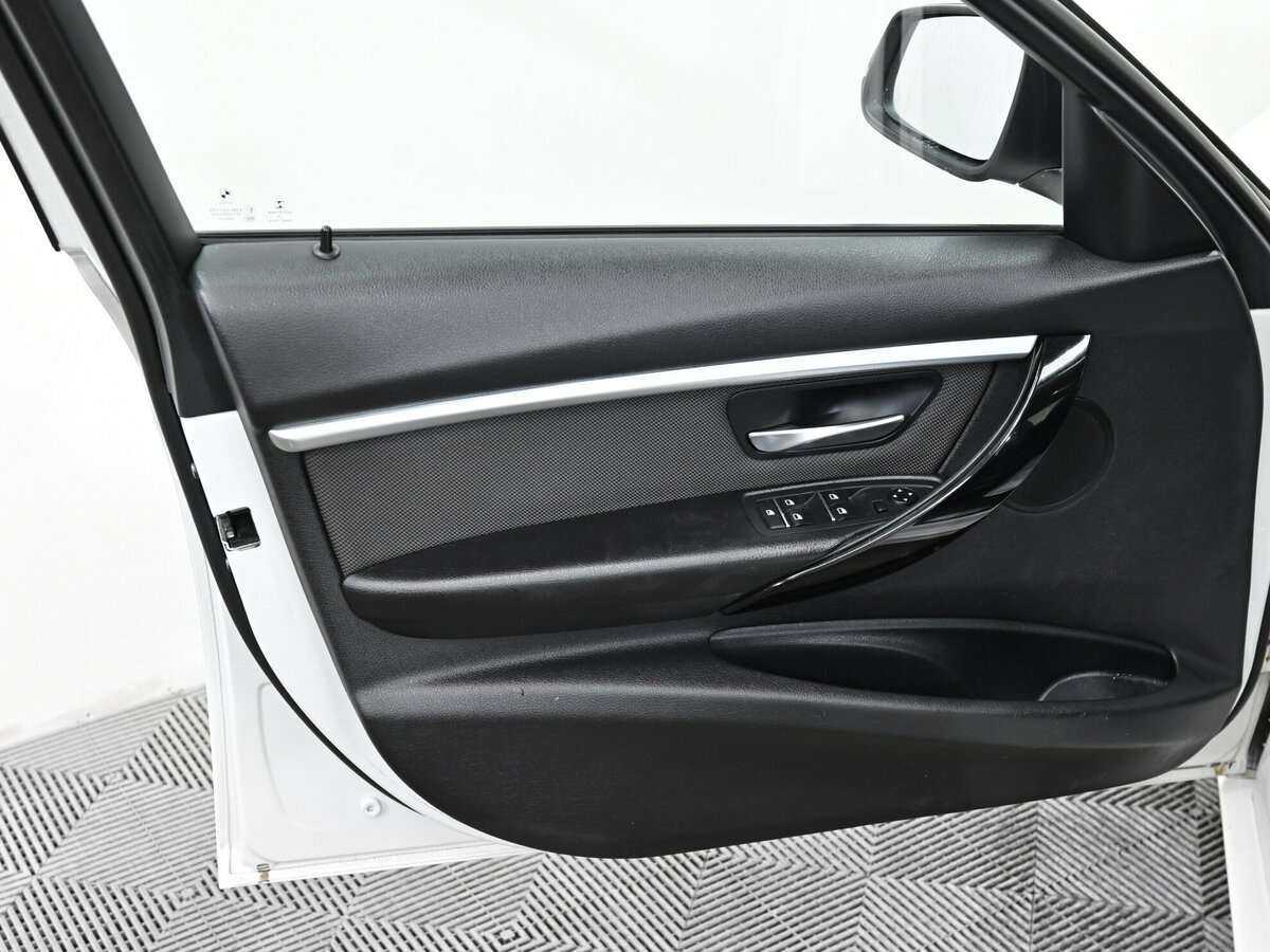 Купить БМВ 3 серии, 2016, 116 000 км.. Фото: #8