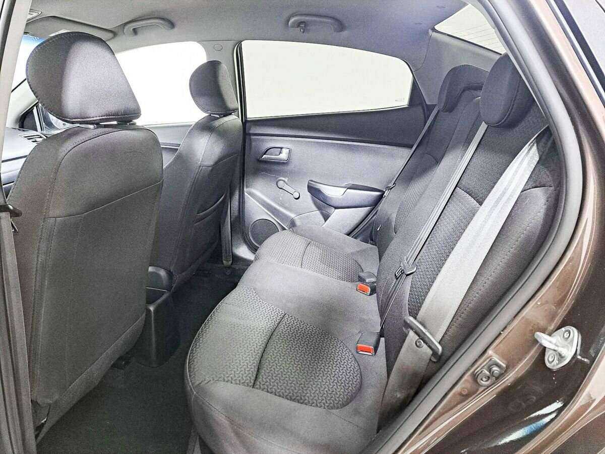 Купить Kia Rio, 2015, 130 046 км.. Фото: #9