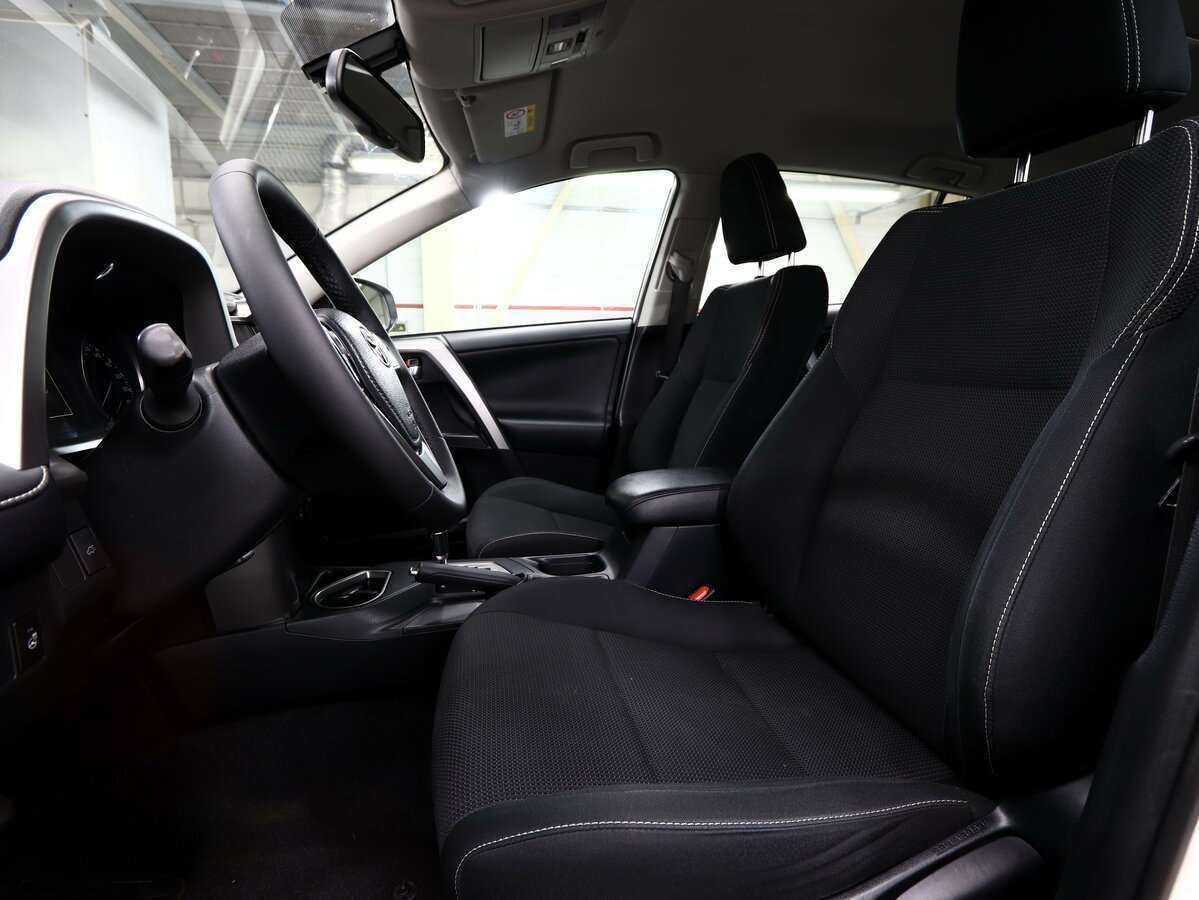 Купить Toyota RAV4, 2017, 143 000 км.. Фото: #7