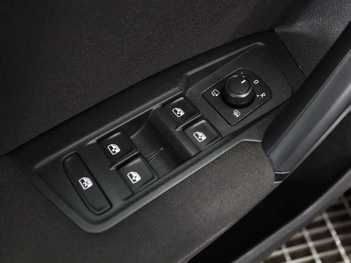 Купить Volkswagen Tiguan, 2019, 81 000 км.. Фото: #8