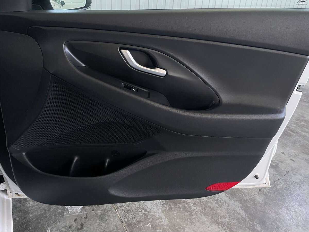 Купить Hyundai i30, 2022, 48 101 км.. Фото: #20