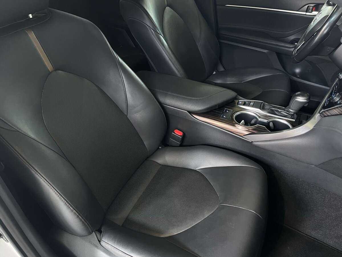 Купить Toyota Camry, 2018, 120 727 км.. Фото: #17