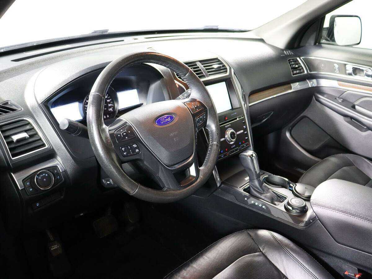 Купить Ford Explorer, 2016, 128 003 км.. Фото: #12