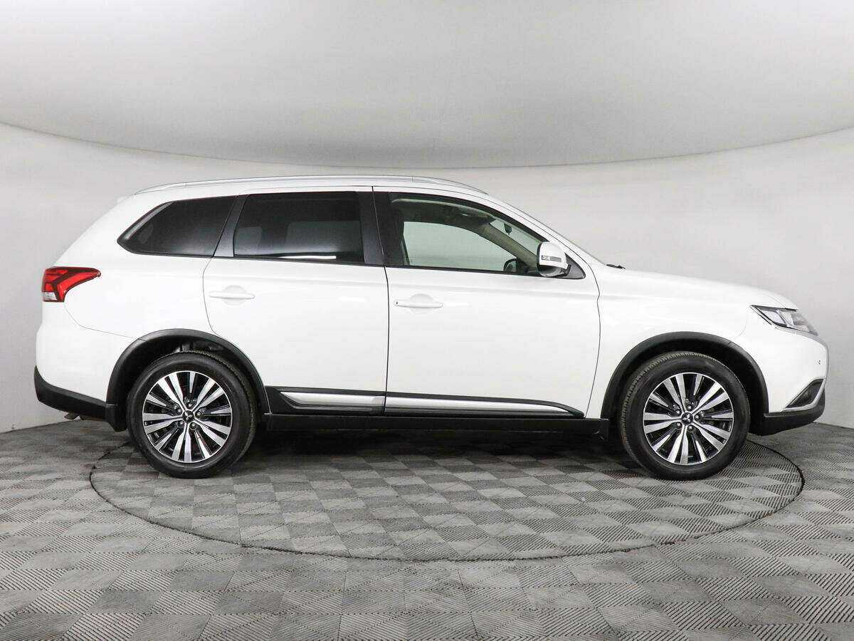 Купить Mitsubishi Outlander, 2019, 91 367 км.. Фото: #3