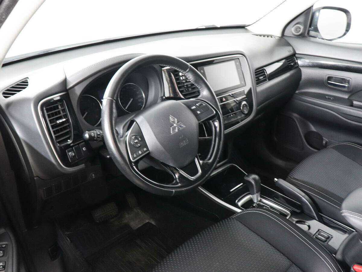Купить Mitsubishi Outlander, 2019, 91 367 км.. Фото: #8