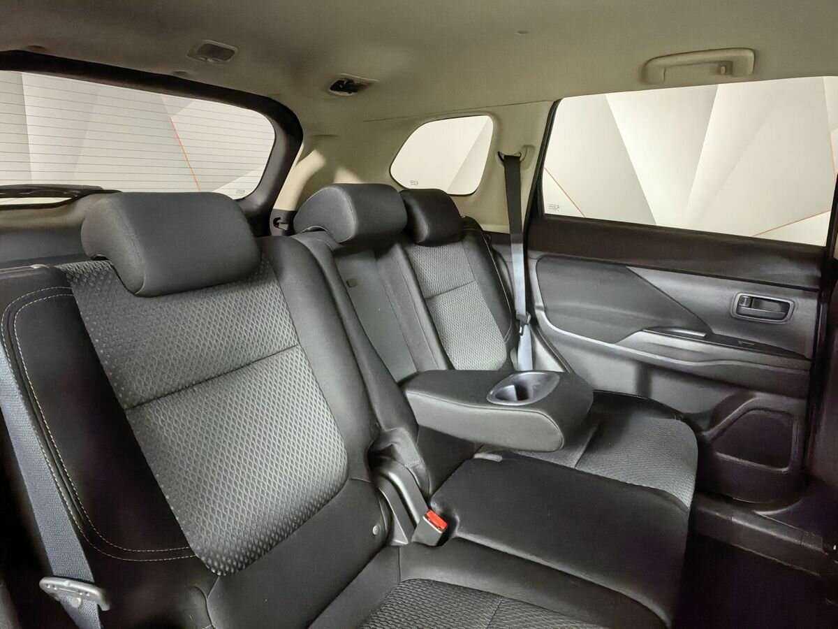 Купить Mitsubishi Outlander, 2018, 117 219 км.. Фото: #10
