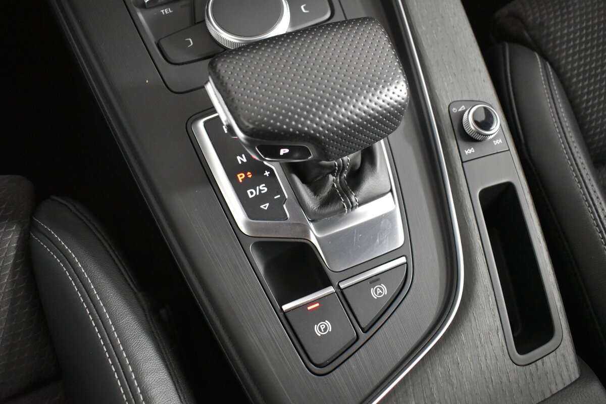 Купить Ауди А4, 2018, 83 564 км.. Фото: #17