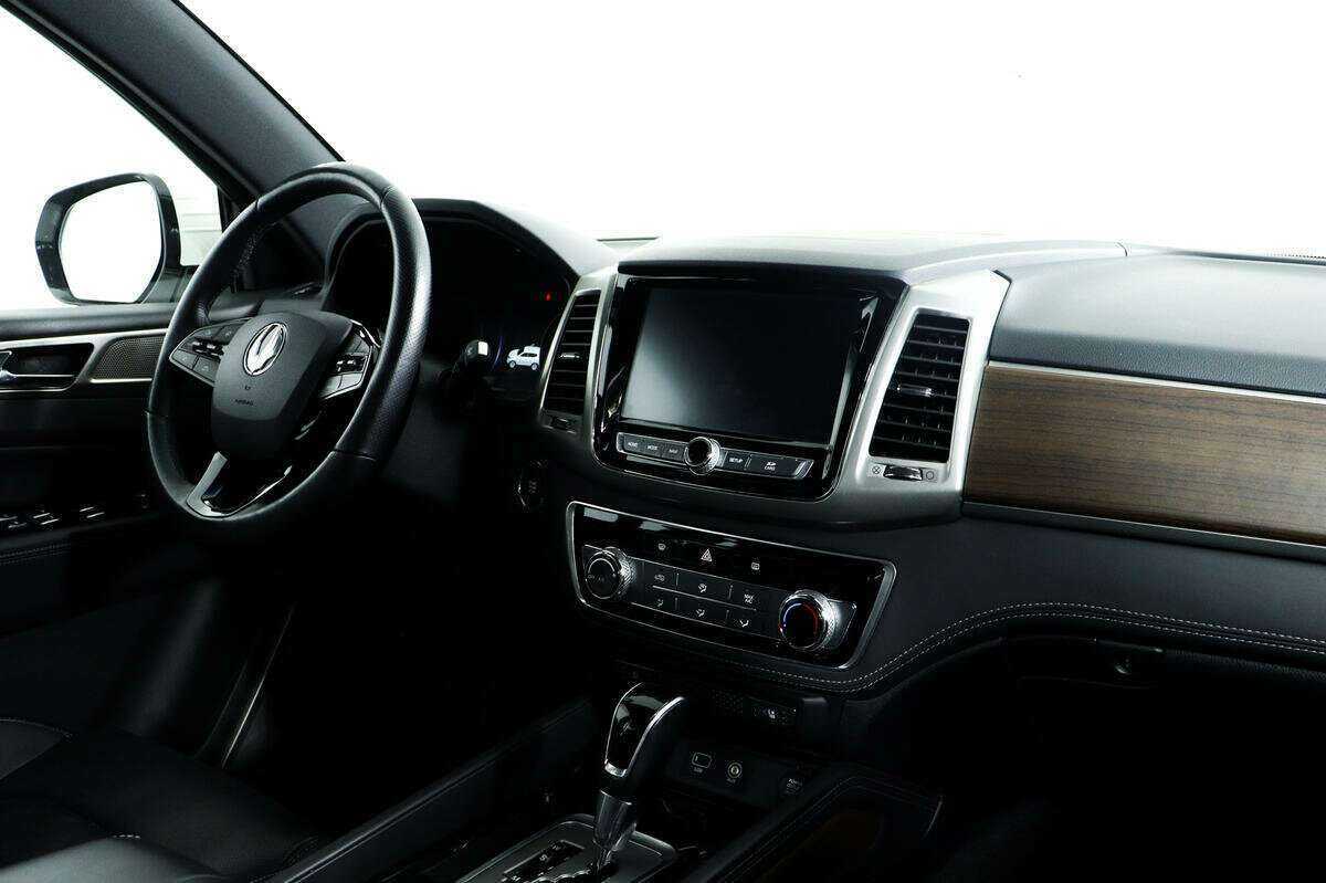 Купить SsangYong Rexton, 2018, 101 129 км.. Фото: #8