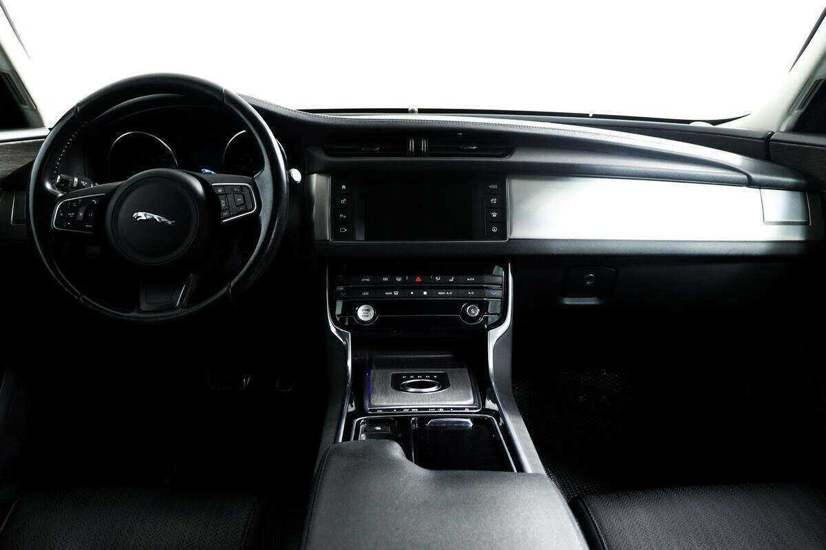 Купить Jaguar XF, 2016, 185 956 км.. Фото: #10