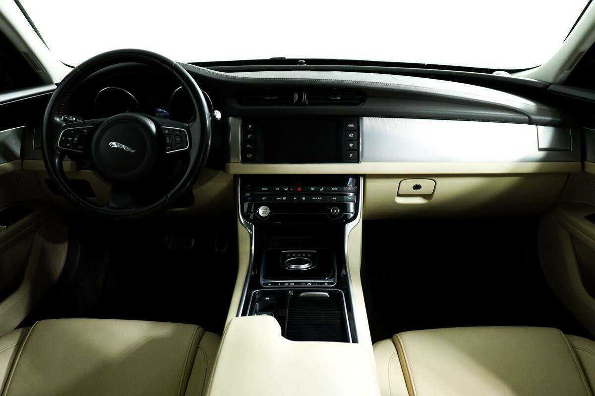 Купить Jaguar XF, 2016, 107 023 км.. Фото: #10