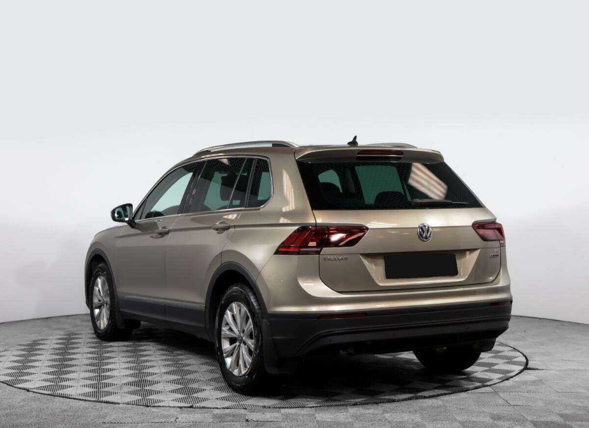 Купить Volkswagen Tiguan, 2017, 123 325 км.. Фото: #5