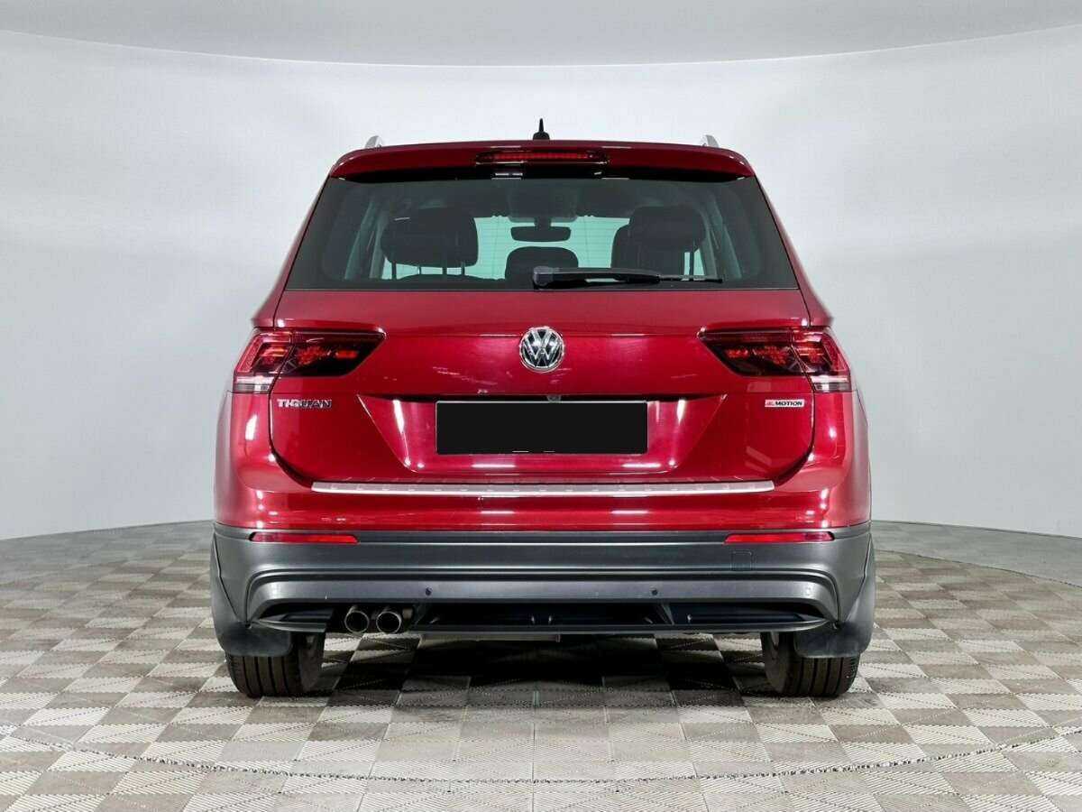 Купить Volkswagen Tiguan, 2018, 95 680 км.. Фото: #3