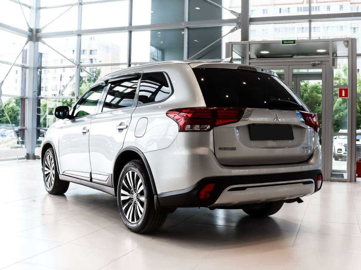 Купить Mitsubishi Outlander, 2019, 69 017 км.. Фото: #6