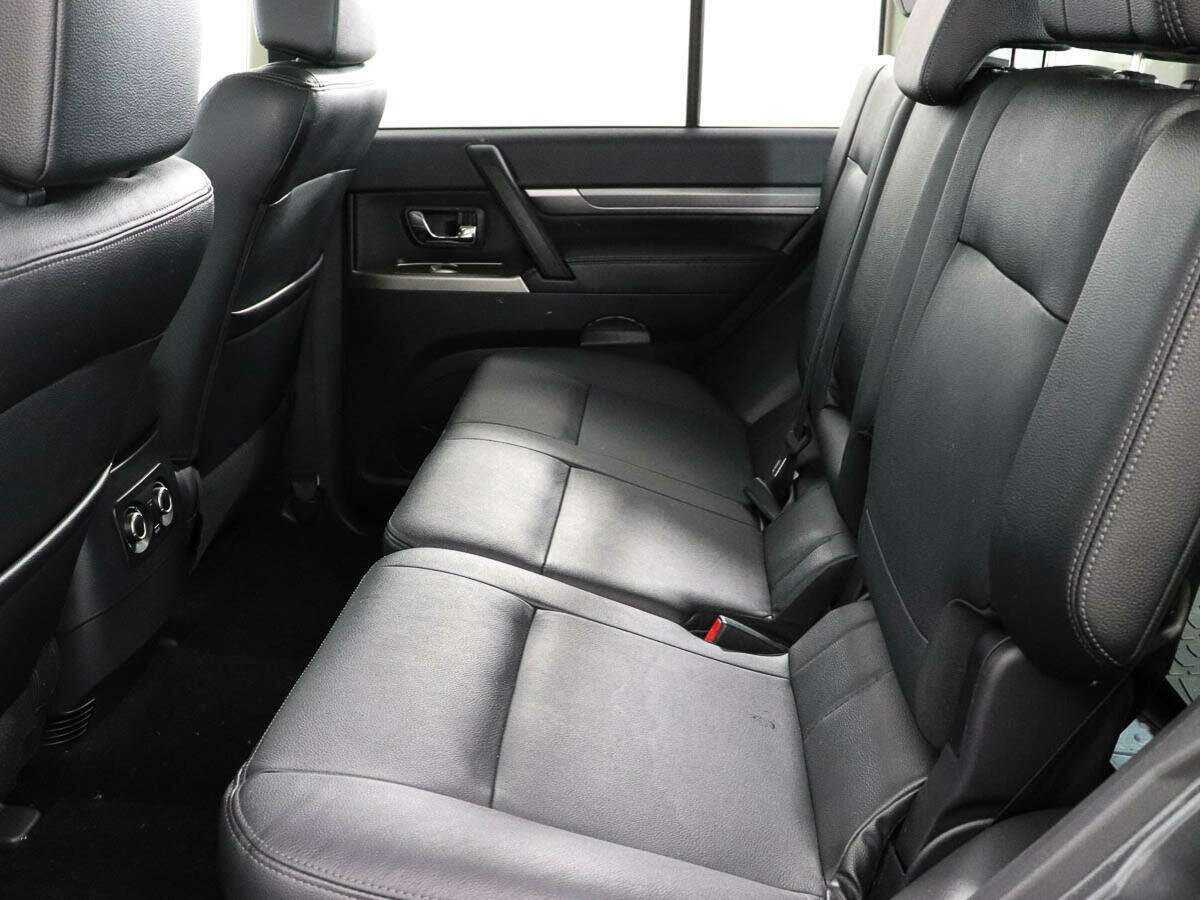 Купить Mitsubishi Pajero, 2018, 100 884 км.. Фото: #8