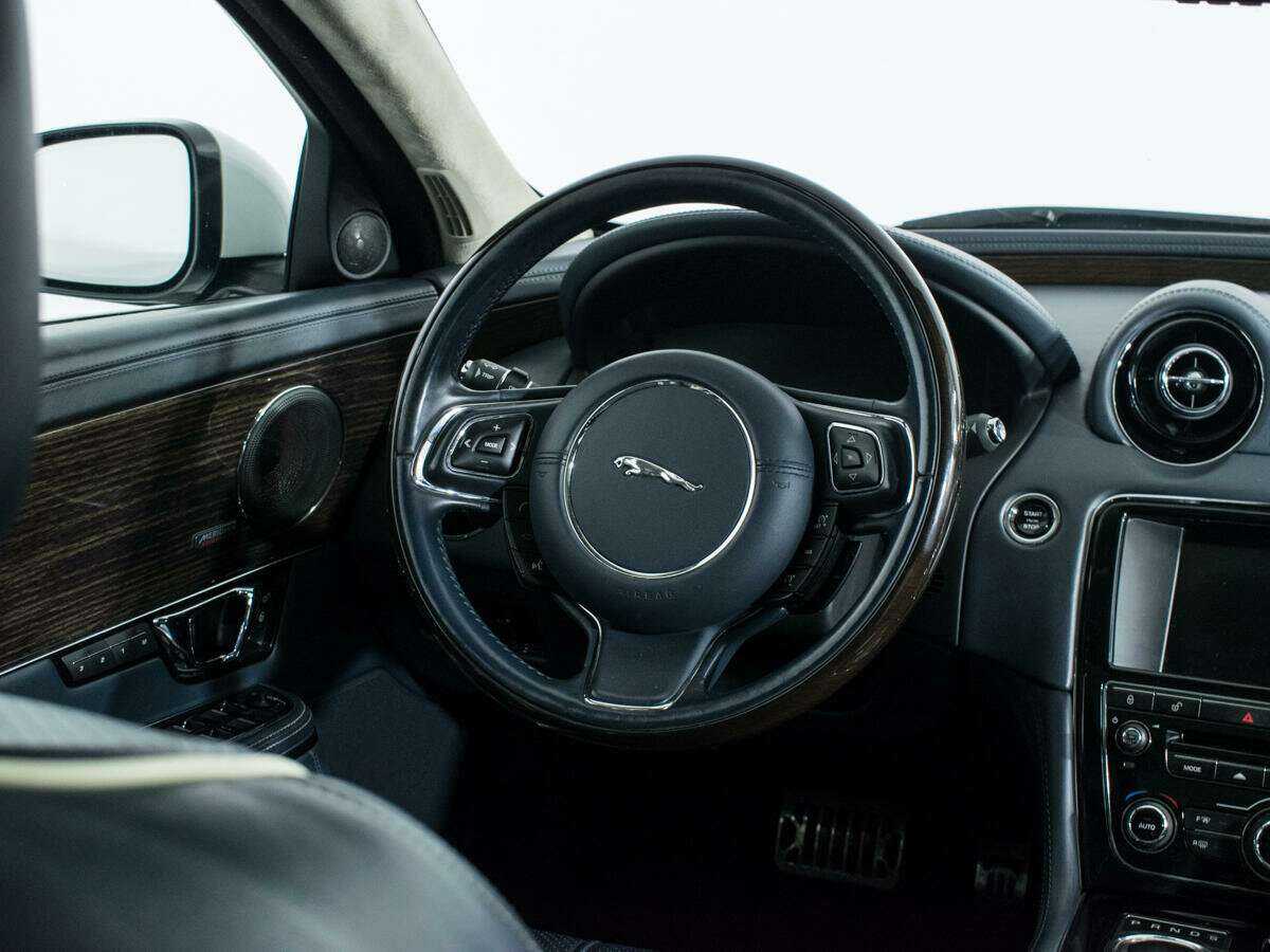Купить Jaguar XJ, 2014, 98 380 км.. Фото: #13