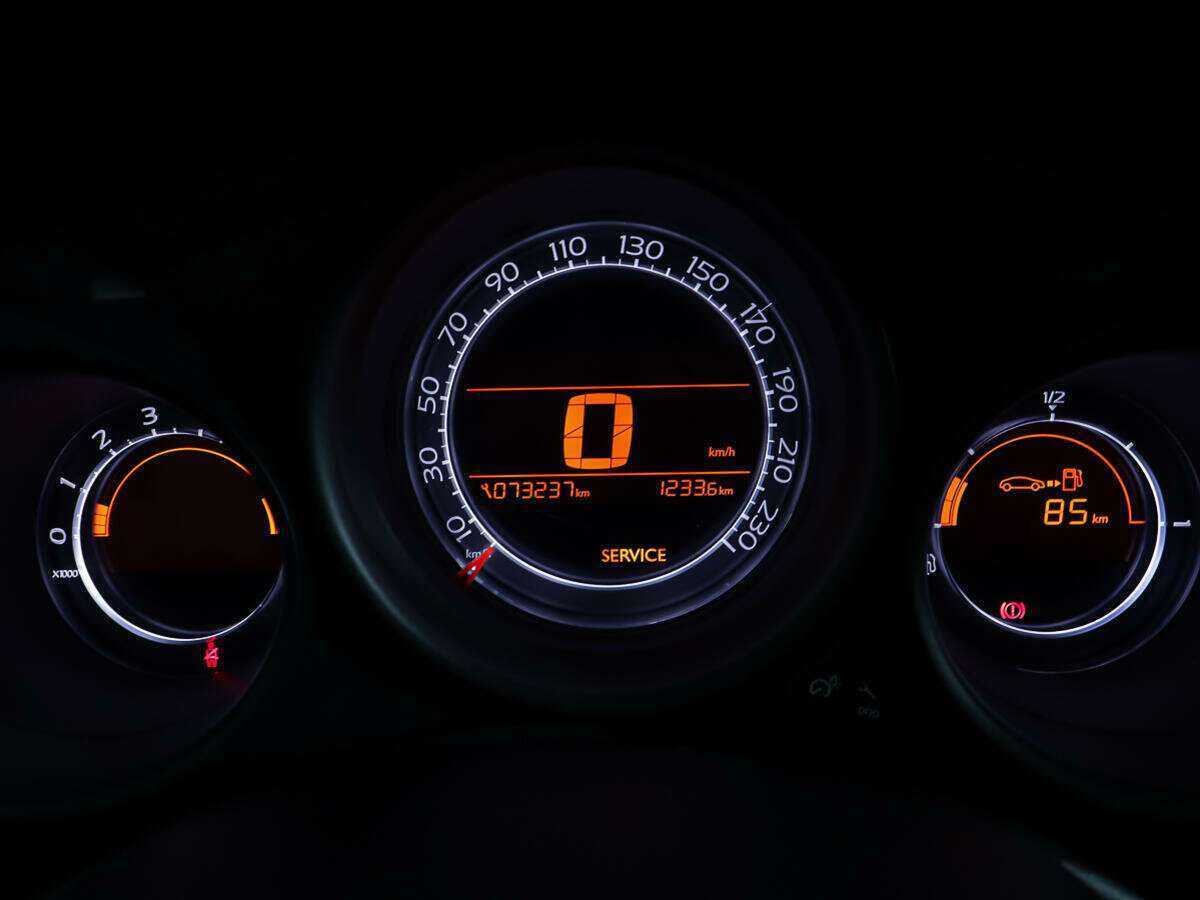 Купить Ситроен Ц4, 2015, 73 237 км.. Фото: #13