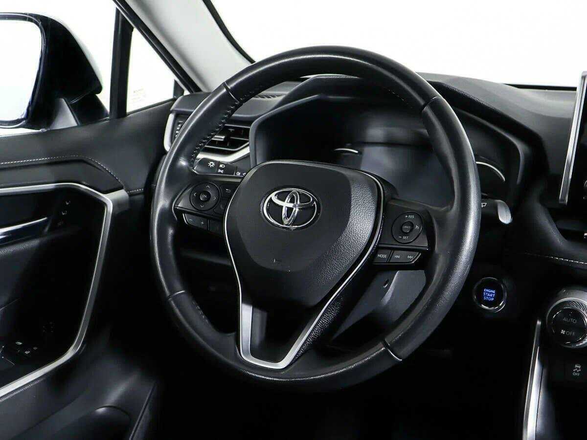 Купить Toyota RAV4, 2021, 66 912 км.. Фото: #9